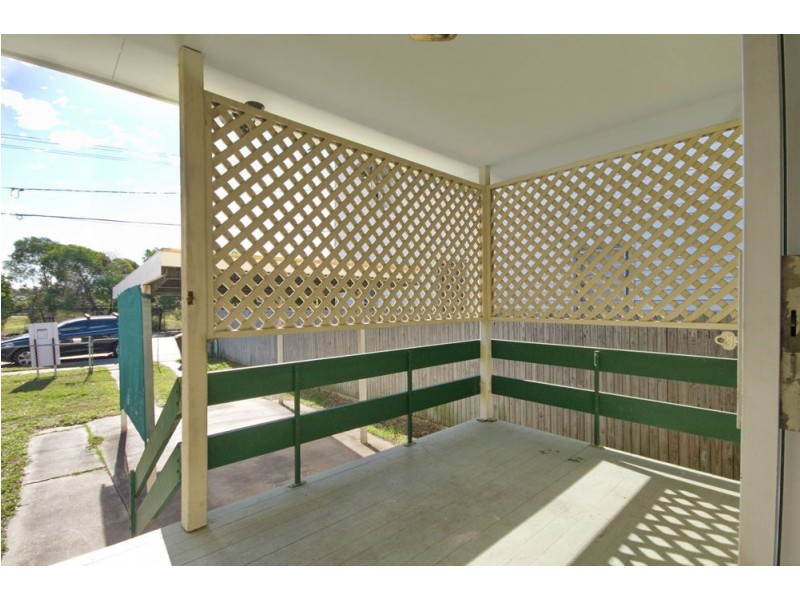 8 West Avenue, Wynnum QLD 4178