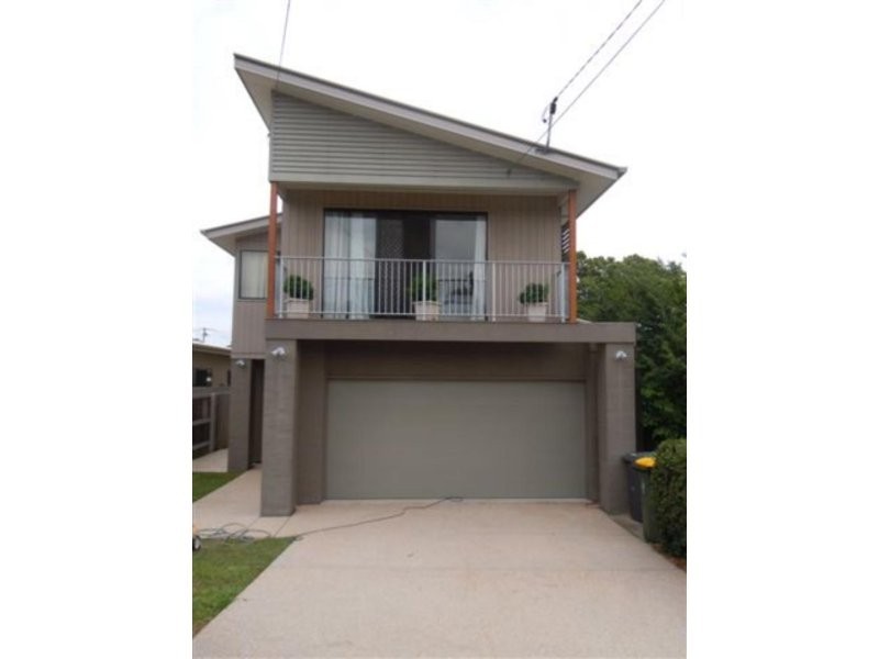 16 Montrose Parade, Wynnum West QLD 4178