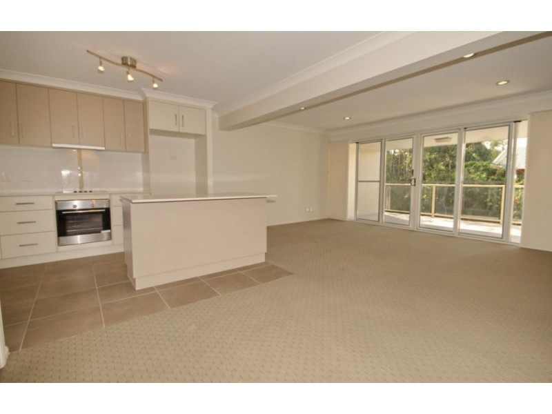 4/57 Yamboyna Street, Manly QLD 4179