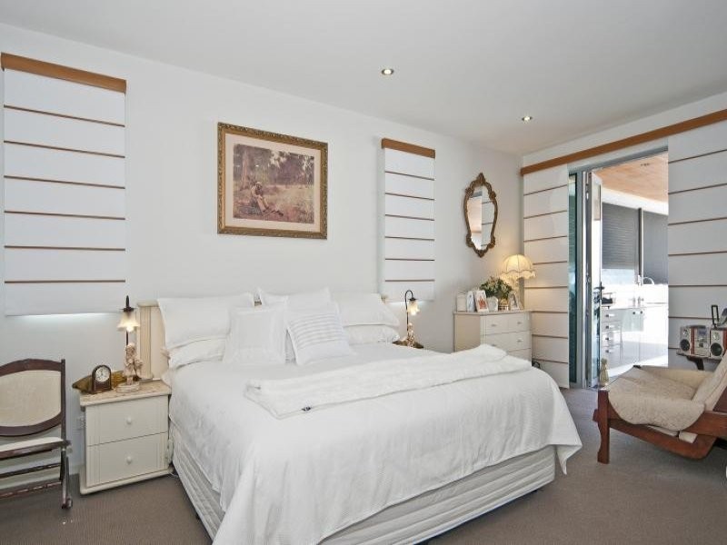 4/435 Esplanade, Manly QLD 4179