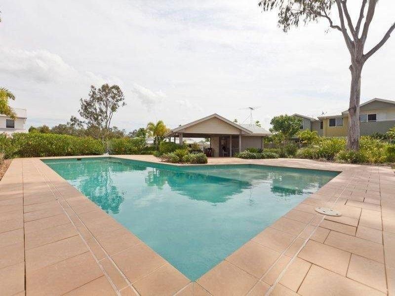 2/29 Lachlan Drive, Wakerley QLD 4154