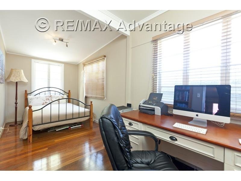 94 Whites Road, Manly West QLD 4179
