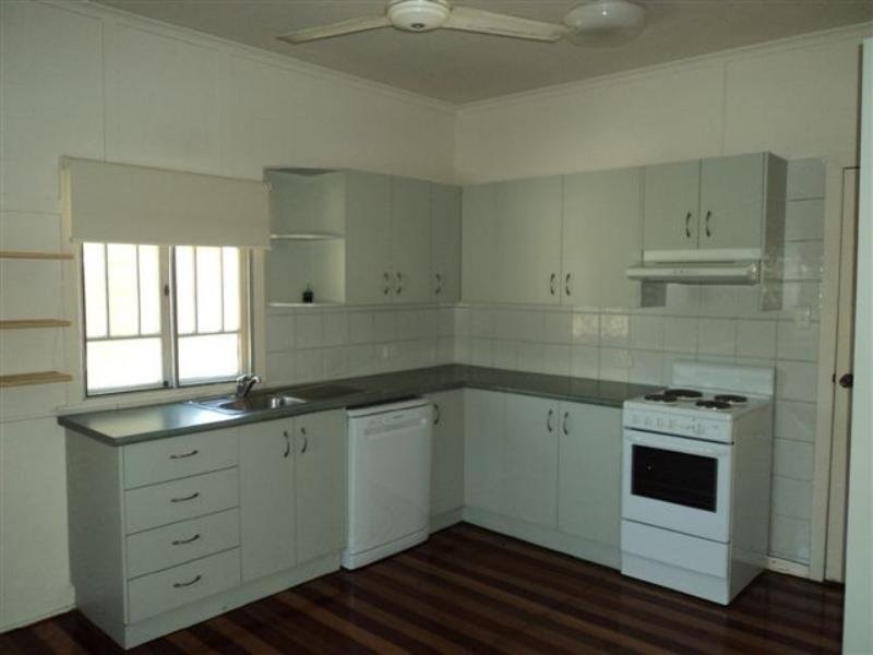 93 Richard Street, Lota QLD 4179