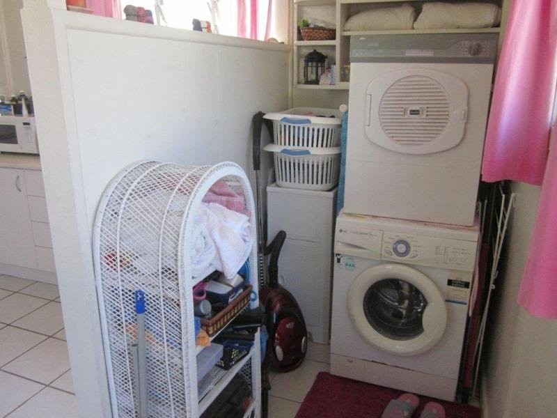 12 Clara Street, Wynnum QLD 4178