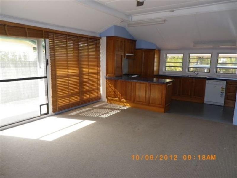 36 Madgwick Street, Wynnum QLD 4178