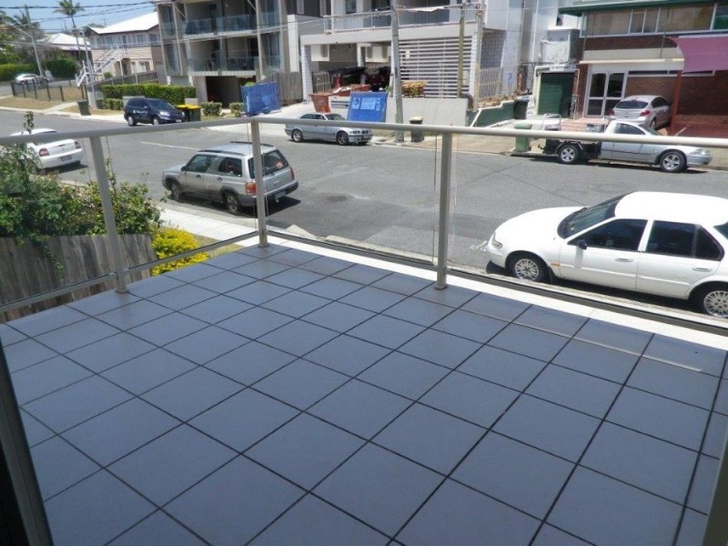 1/57 Yamboyna Street, Manly QLD 4179