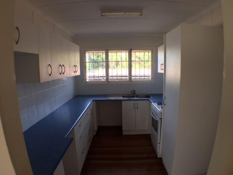 15 Pavlu Street, Wynnum West QLD 4178