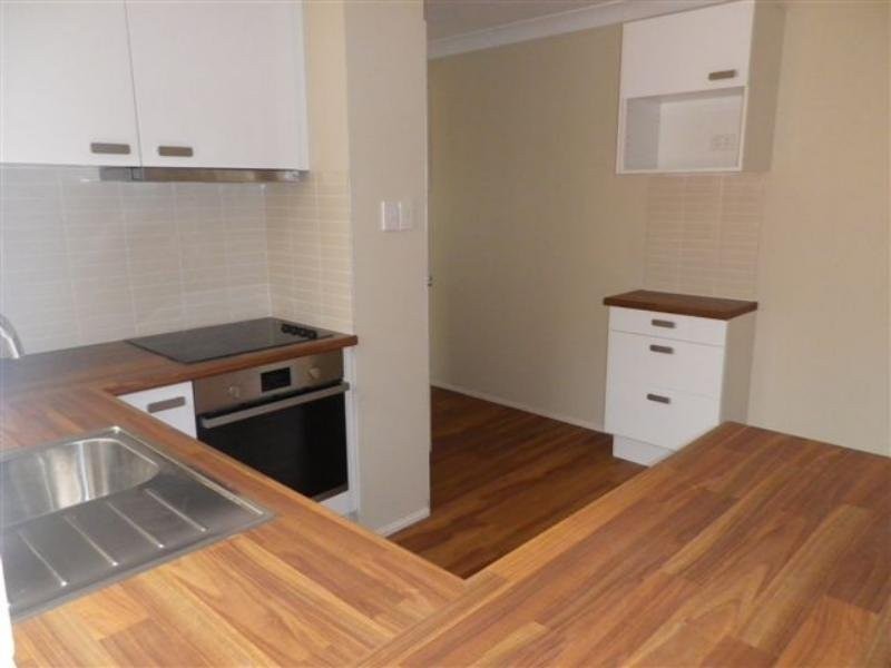 24 Radius Street, Wynnum QLD 4178