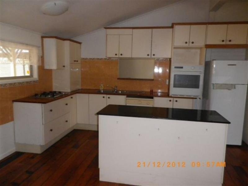 1 Boston Road, Belmont QLD 4153