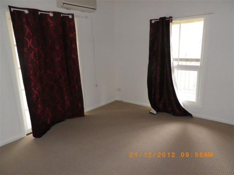 1 Boston Road, Belmont QLD 4153