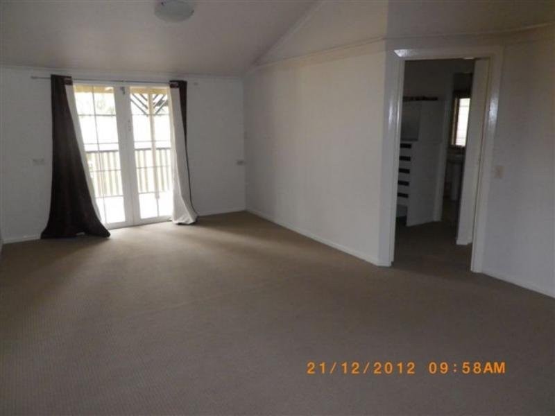 1 Boston Road, Belmont QLD 4153