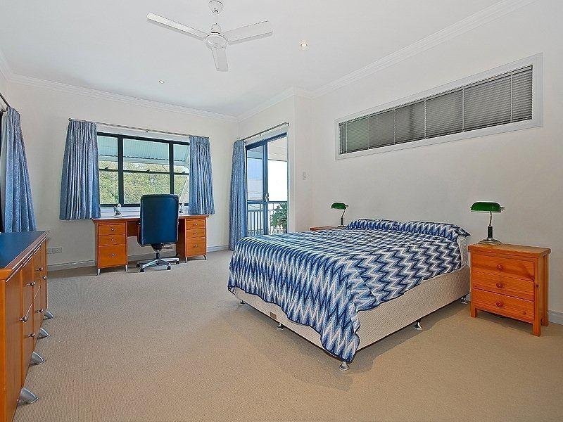 70 Cedar Street, Wynnum QLD 4178