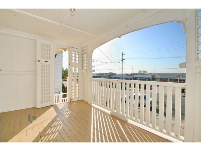 90 Clara Street, Wynnum QLD 4178