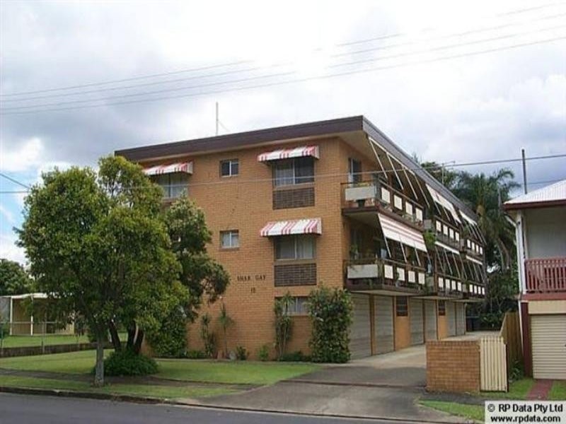 2/15 Charlotte Street, Wynnum QLD 4178