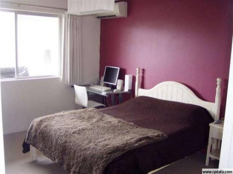 2/15 Charlotte Street, Wynnum QLD 4178