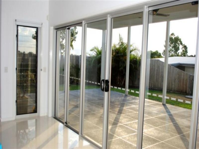 11 Whatmore Place, Manly West QLD 4179