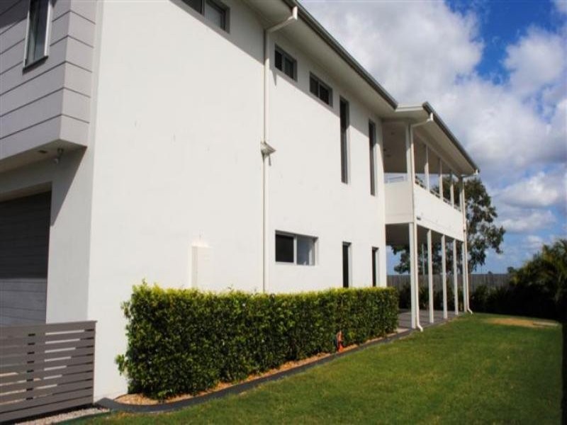 11 Whatmore Place, Manly West QLD 4179