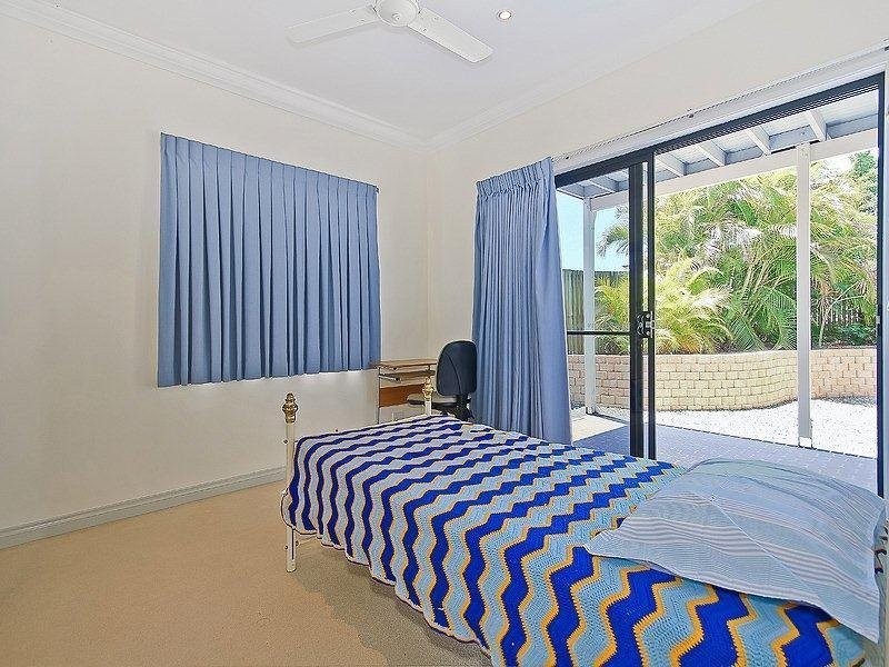 70 Cedar Street, Wynnum QLD 4178