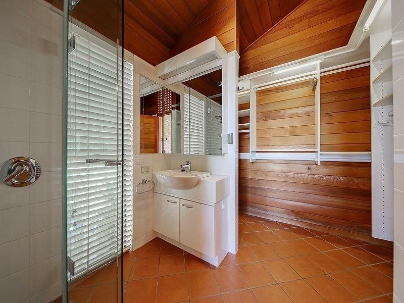 41 Oceana Terrace, Manly QLD 4179