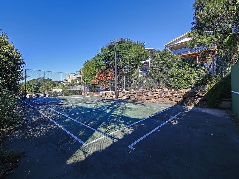 41 Oceana Terrace, Manly QLD 4179