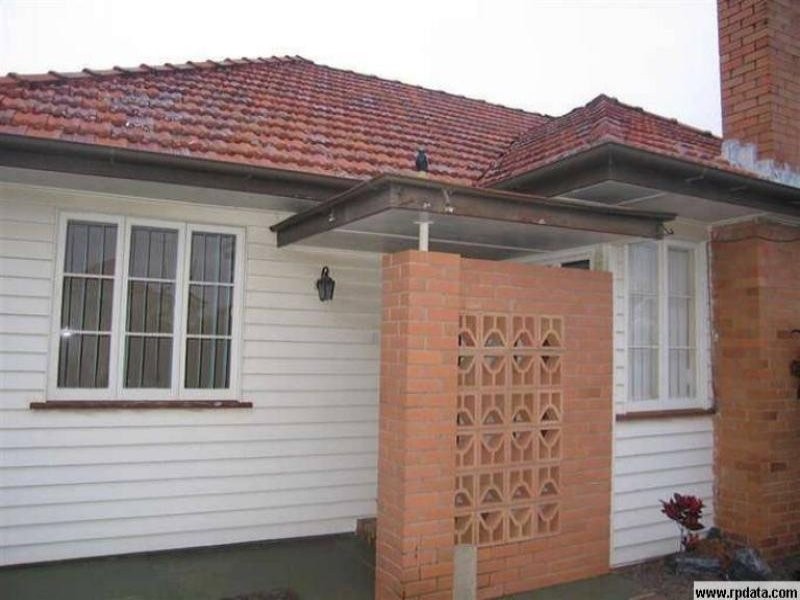 31 Arnold Street, Manly QLD 4179