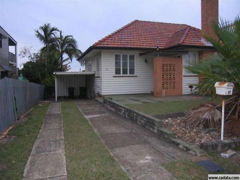 31 Arnold Street, Manly QLD 4179