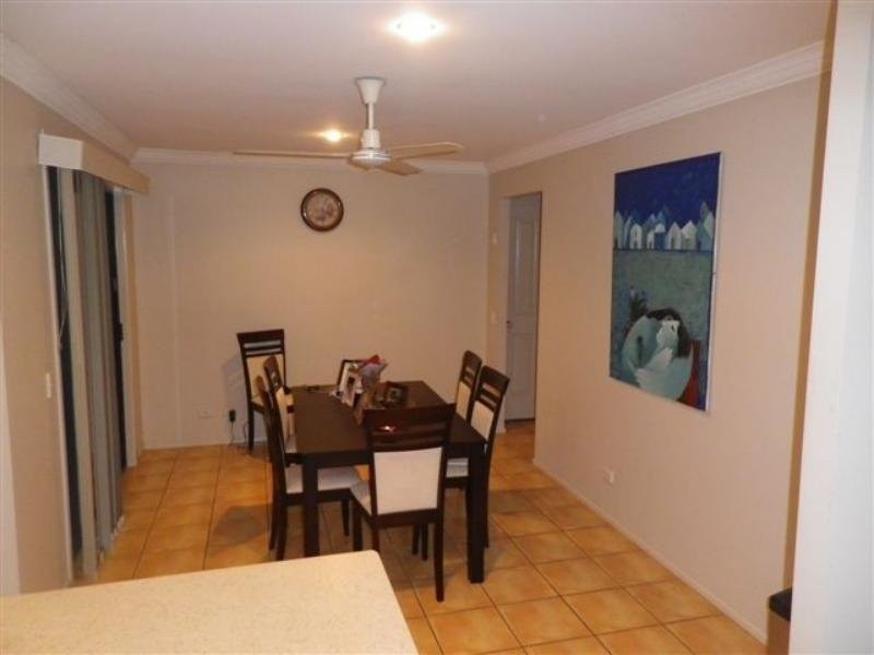 4 Matlock Court, Hemmant QLD 4174