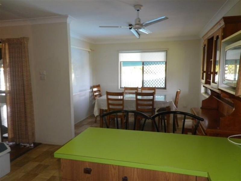 1 Sebastian Street, Manly West QLD 4179