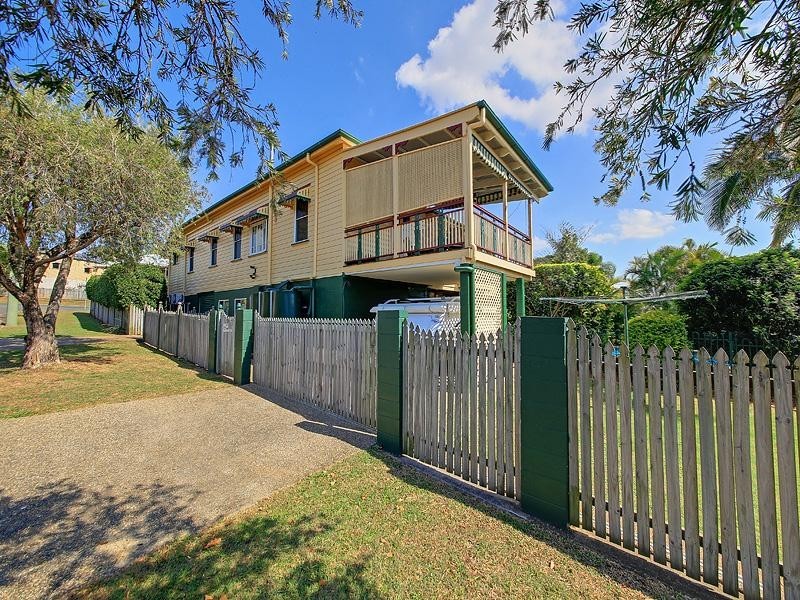 Cnr Besham Pde & West Ave, Wynnum QLD 4178