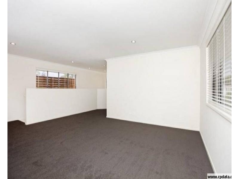 11 Wassell Street, Wynnum QLD 4178