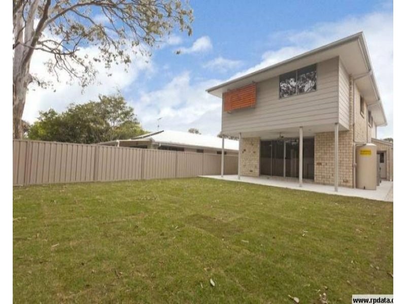 11 Wassell Street, Wynnum QLD 4178