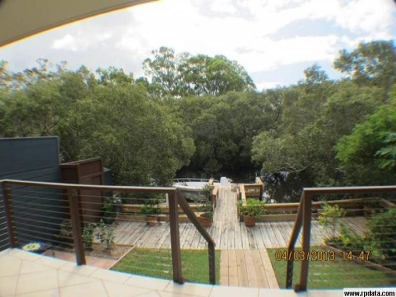 48 St Catherines Terrace, Wynnum QLD 4178