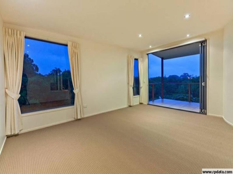 48 St Catherines Terrace, Wynnum QLD 4178