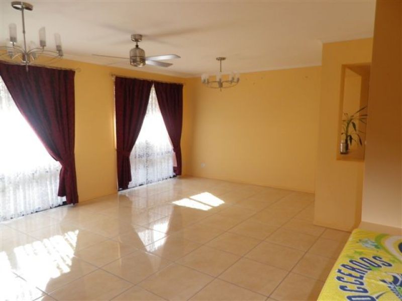 32 Wirra Circuit, Wynnum West QLD 4178