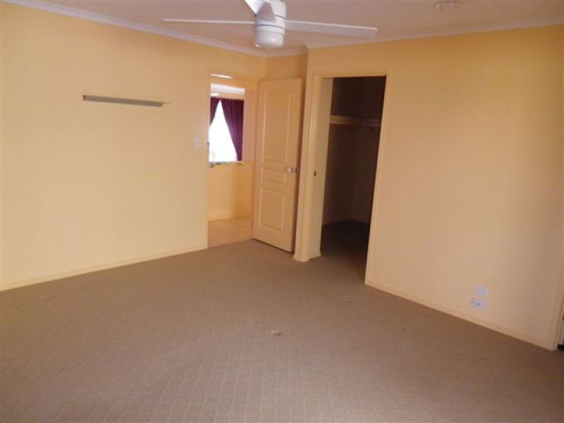 32 Wirra Circuit, Wynnum West QLD 4178