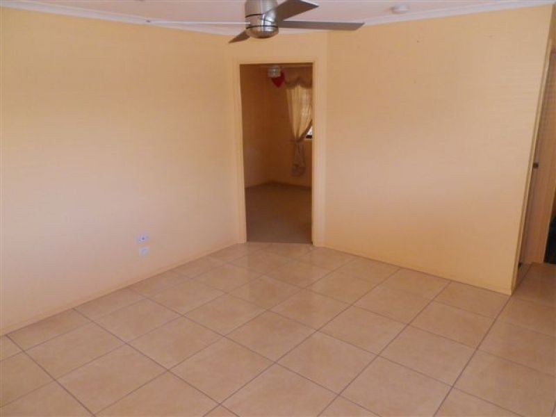 32 Wirra Circuit, Wynnum West QLD 4178