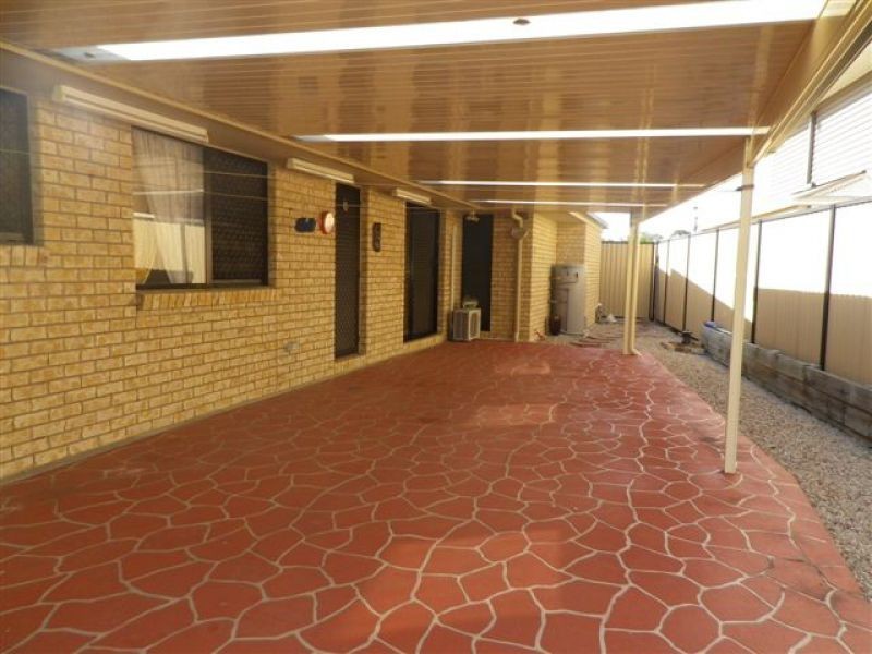 32 Wirra Circuit, Wynnum West QLD 4178