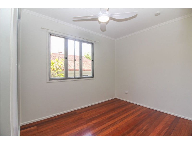 165 Oceana Terrace, Manly QLD 4179