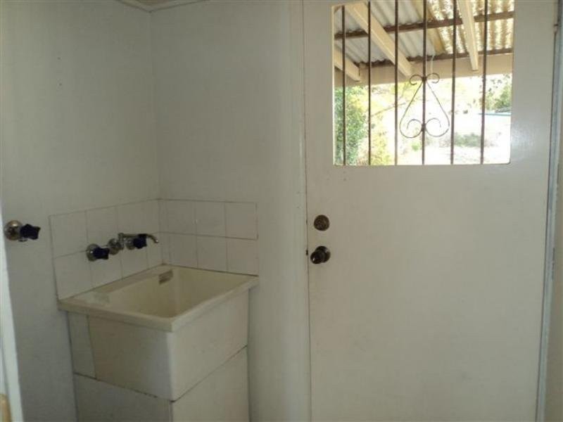 81 Glenora Street, Wynnum QLD 4178