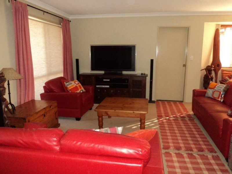 39 Macadamia Street, Wynnum West QLD 4178