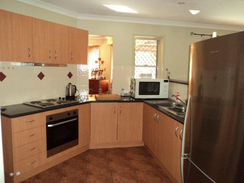 39 Macadamia Street, Wynnum West QLD 4178