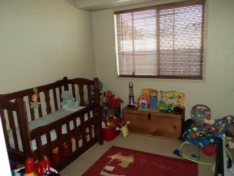 39 Macadamia Street, Wynnum West QLD 4178