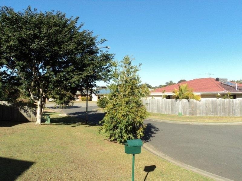 39 Macadamia Street, Wynnum West QLD 4178