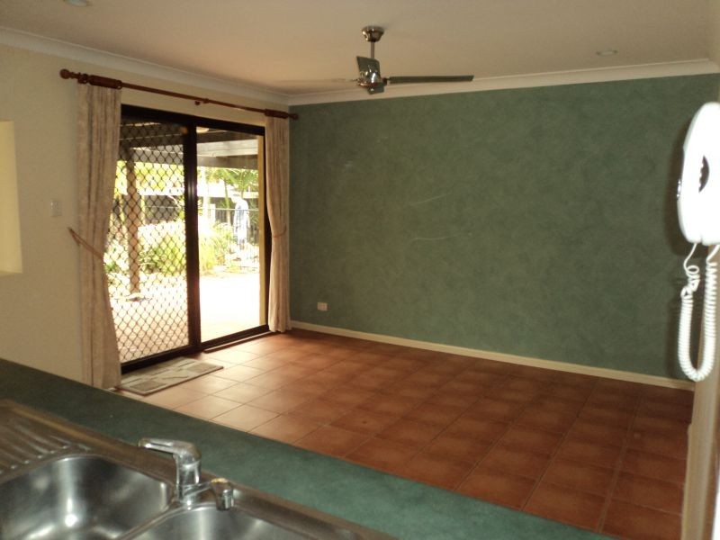 13 Ursula Pl, Wynnum West QLD 4178