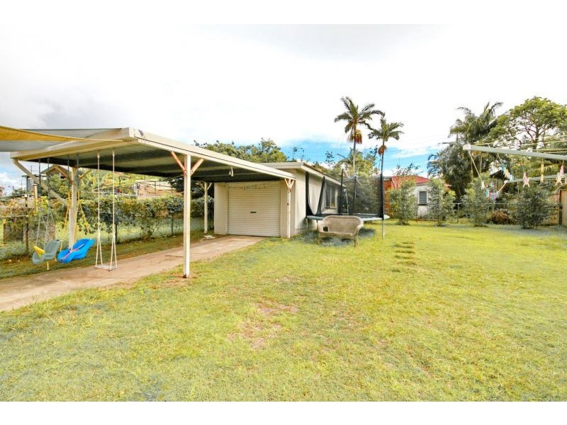 16 Kitchener St, Wynnum QLD 4178