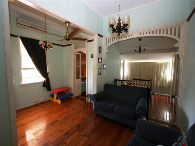 43 Boswell Tce, Wynnum QLD 4178