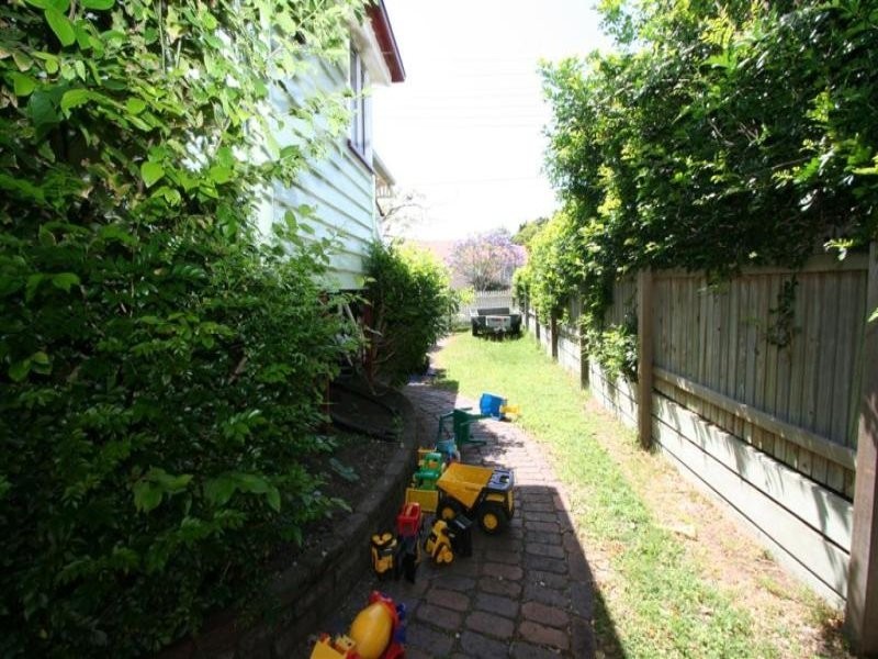 43 Boswell Tce, Wynnum QLD 4178