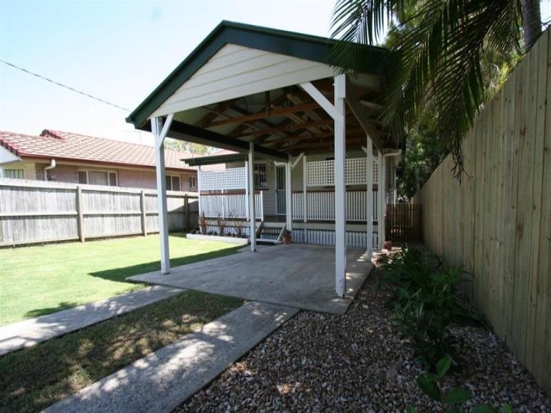 31 Boxgrove Ave, Wynnum QLD 4178