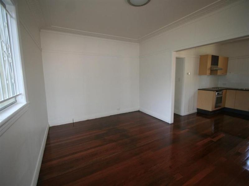 31 Boxgrove Ave, Wynnum QLD 4178