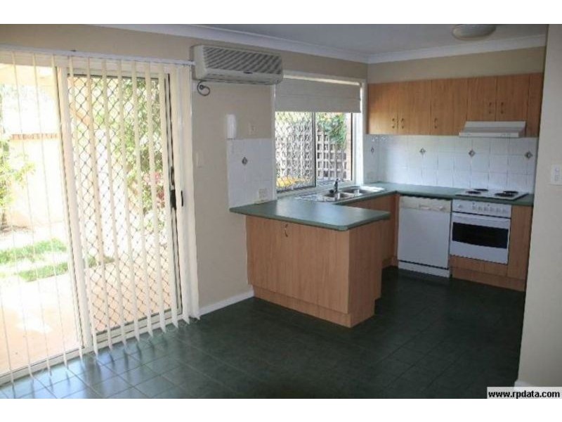 38/27 Camille Cres, Wynnum West QLD 4178
